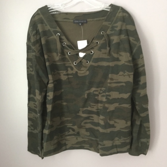 Sanctuary Tops - SANCTUARY Camo Lace Up V-Neck Popover Top